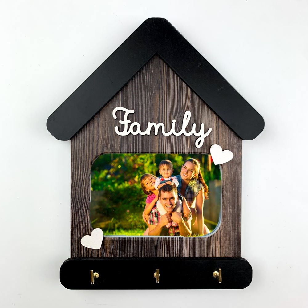 Декоративна ключниця-рамка для фото "Family" (Коричнева прямокутна з сердечками)