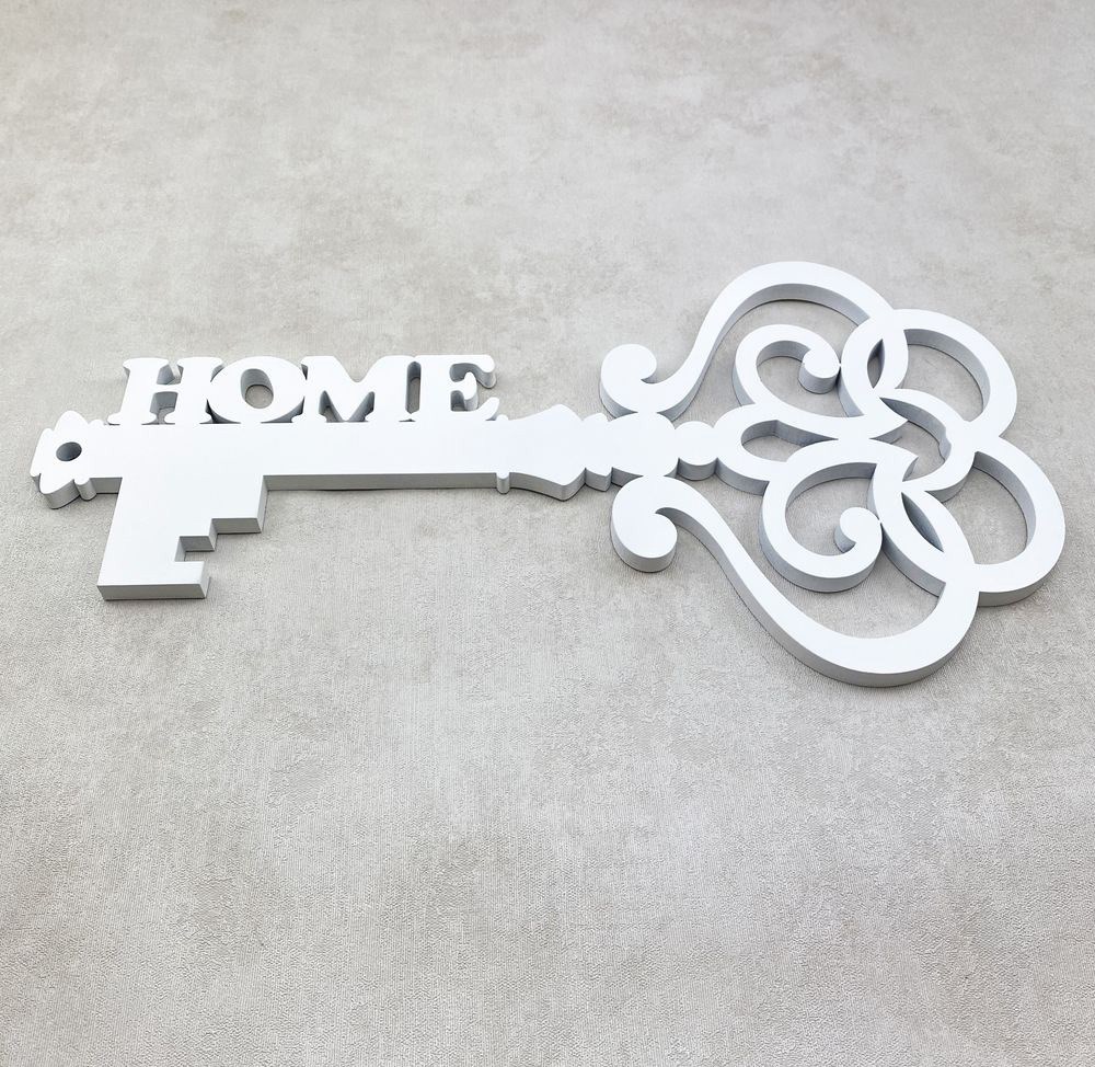 Настінний дерев'яний ключик "Home"