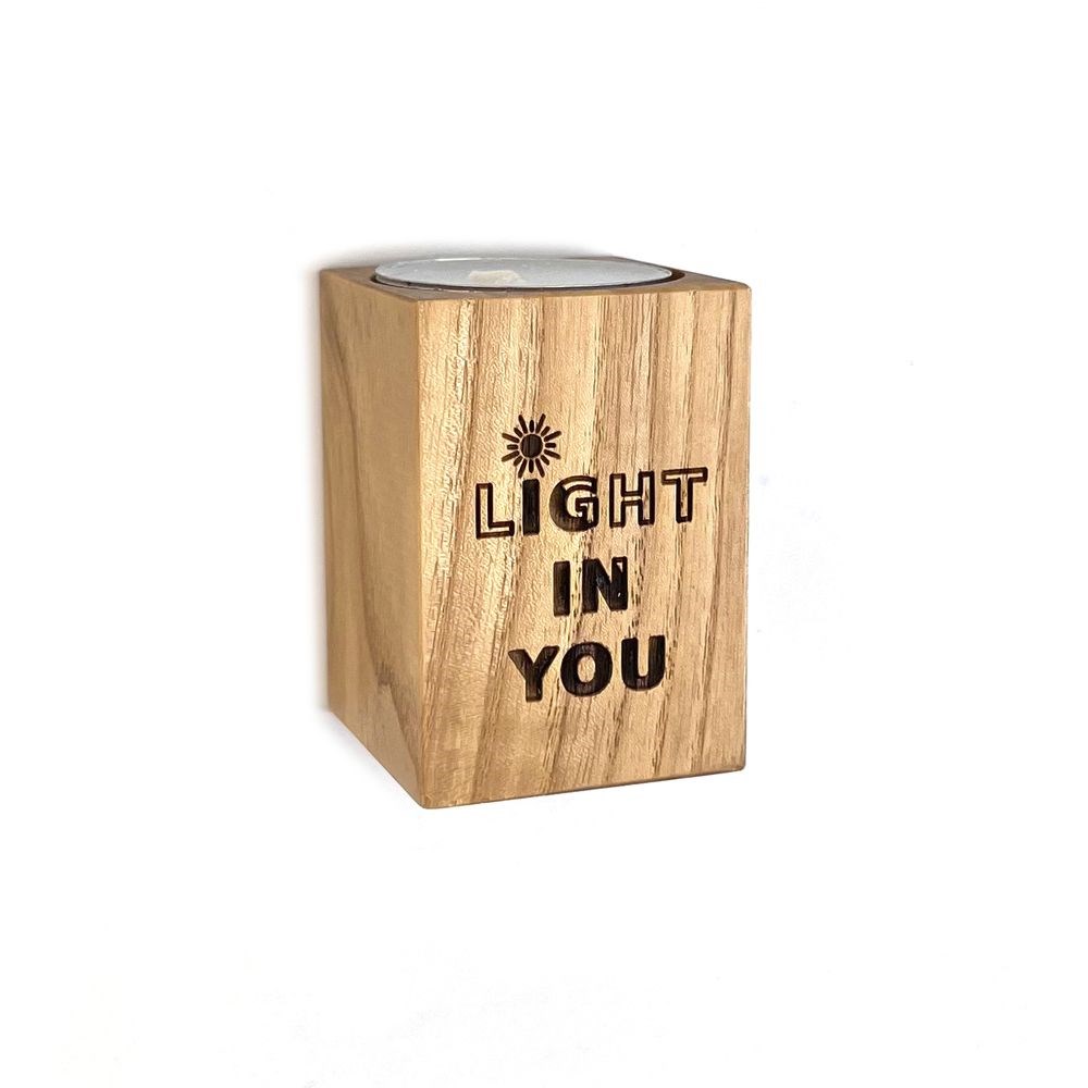 Підсвічник з натурального дерева гравійований "Light in you" 4,5х6х4,5 см